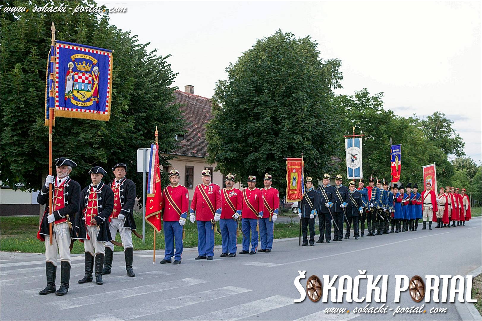 konj_vatre_201800004