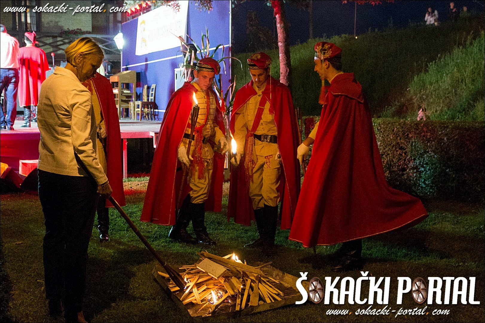 konj_vatre_201800012