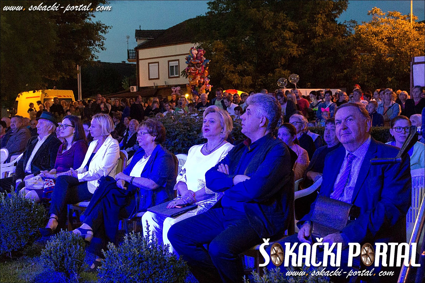konj_vatre_201800017